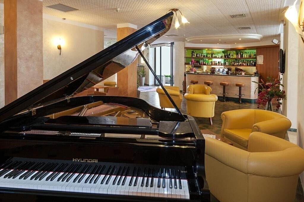 Фотографія Regent's Hotel 4*