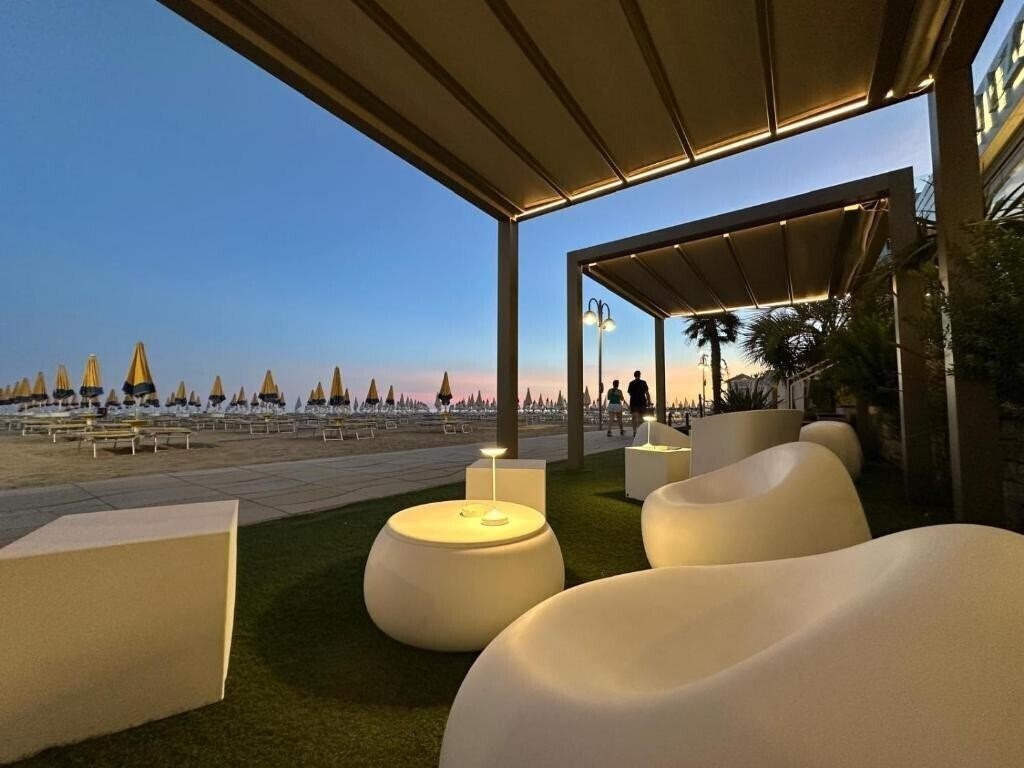Фотографія Hotel Nizza Frontemare Jesolo 3*