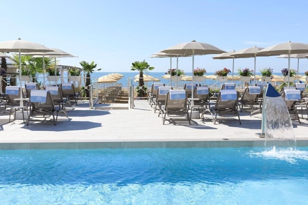Фотография Hotel Cavalieri Palace 4*