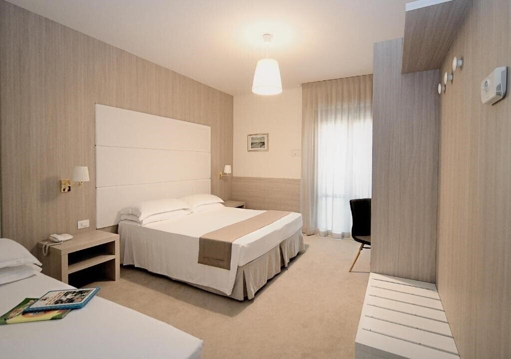 Готель Hotel Atlantico 4*