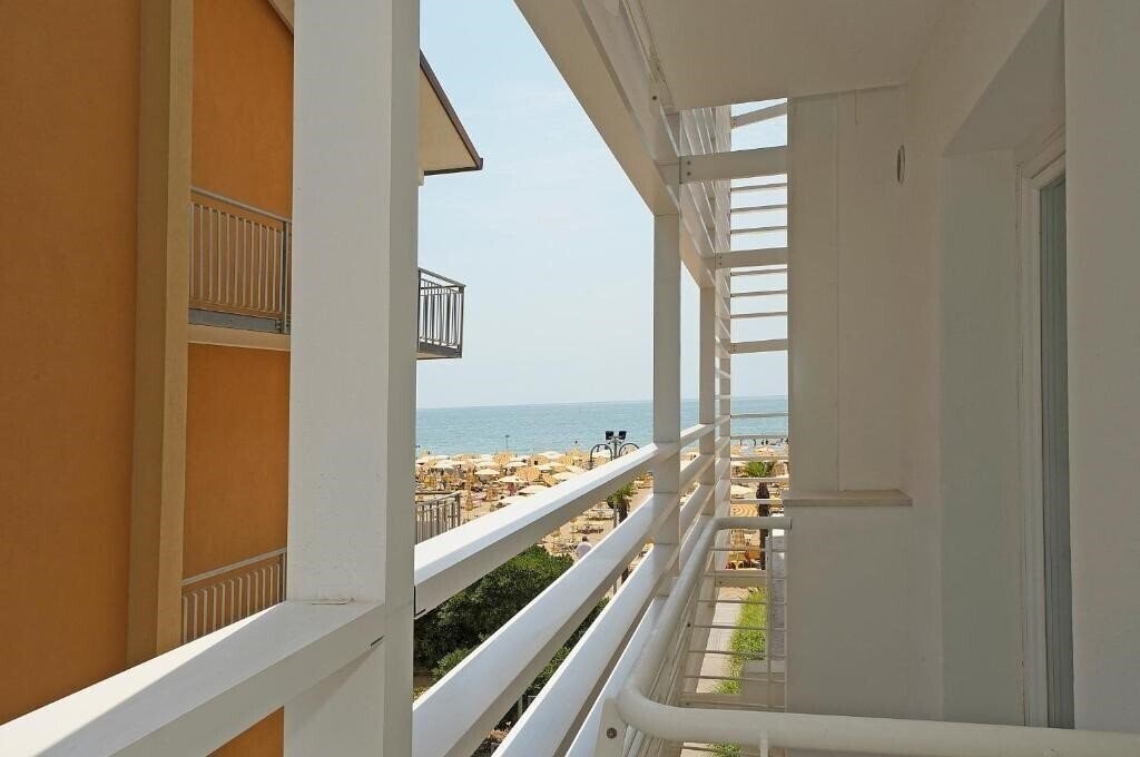 Зображення Hotel Strand 3*