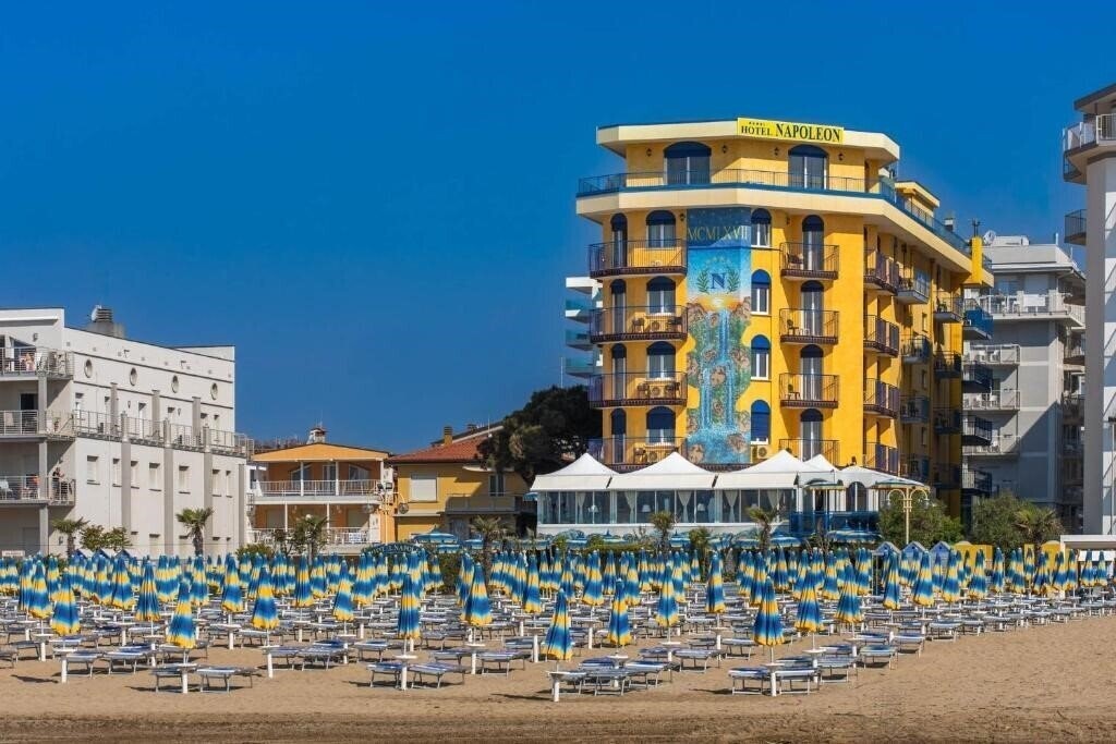 Фотографія Hotel Napoleon 4*