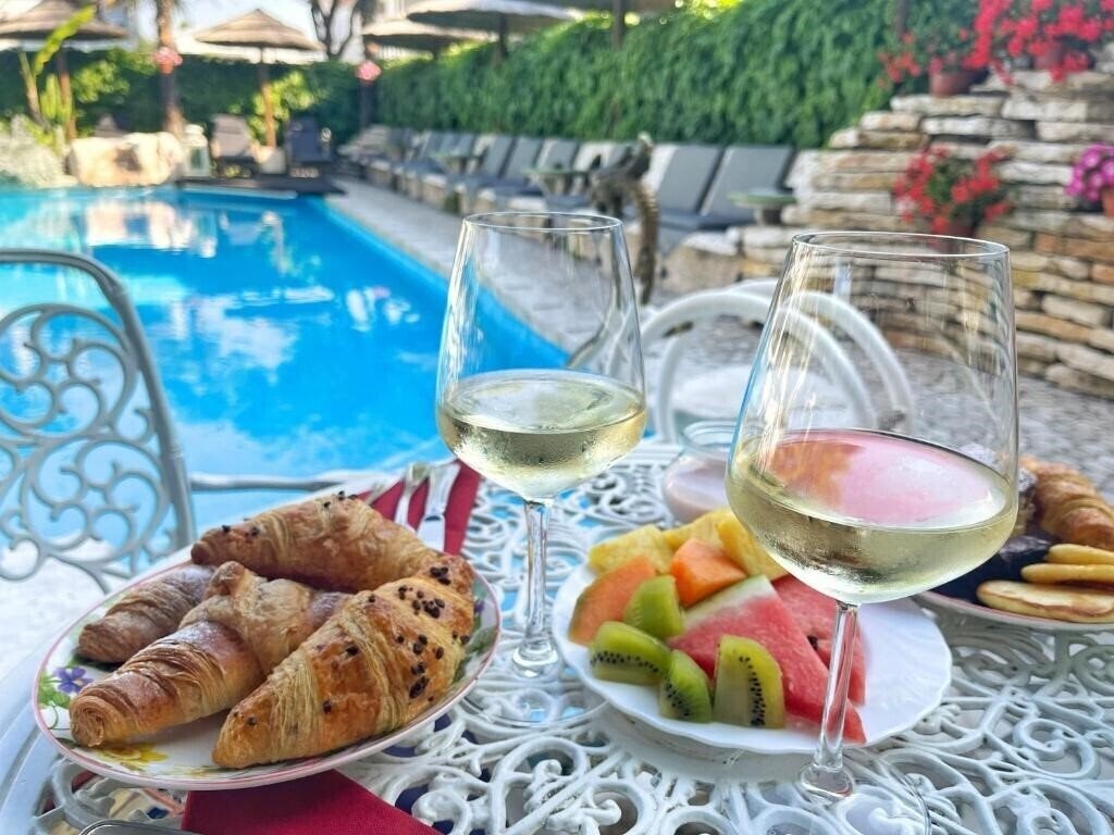 Картинка Hotel Milton (Adults Only) 4*
