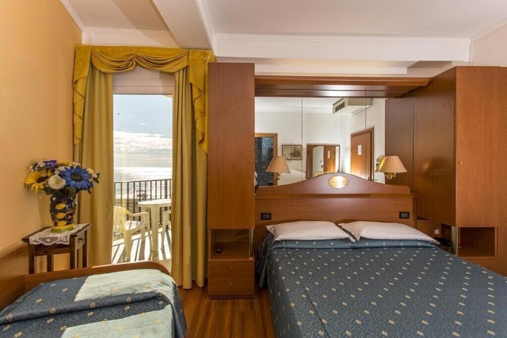 Изображение Hotel Mondial 3*