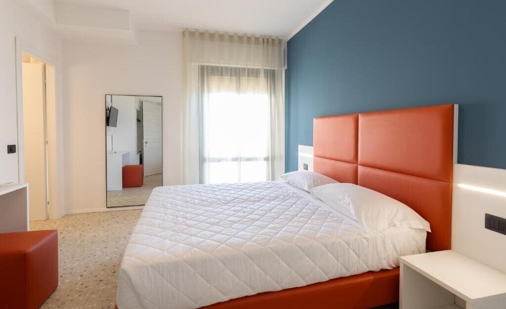 Зображення Hotel Delaville 3*