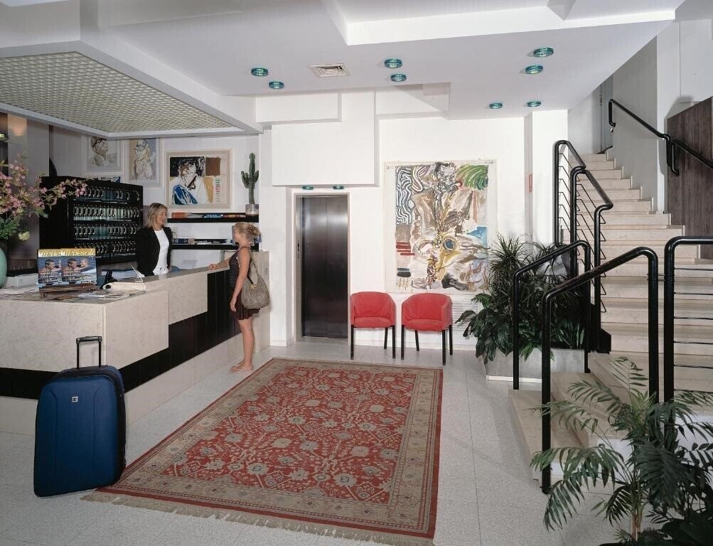 Готель Wally Hotel 3*