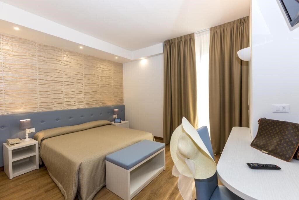 Фотография Hotel Touring 3*