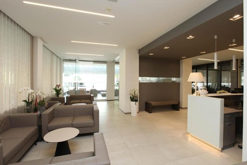Фото Derby S Hotel 3*