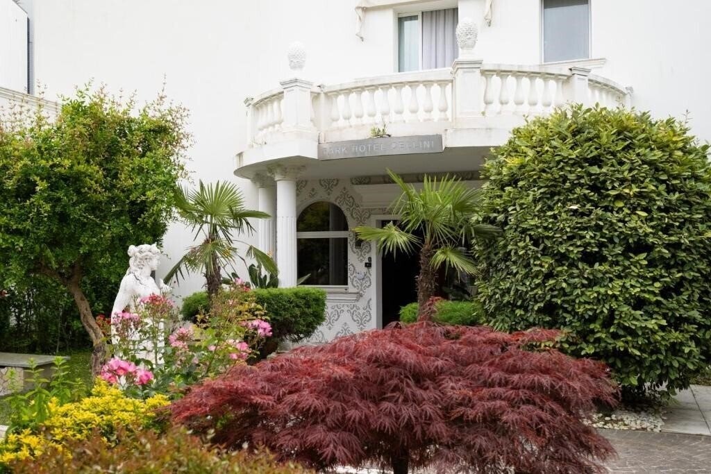 Готель Park Hotel Cellini 4*