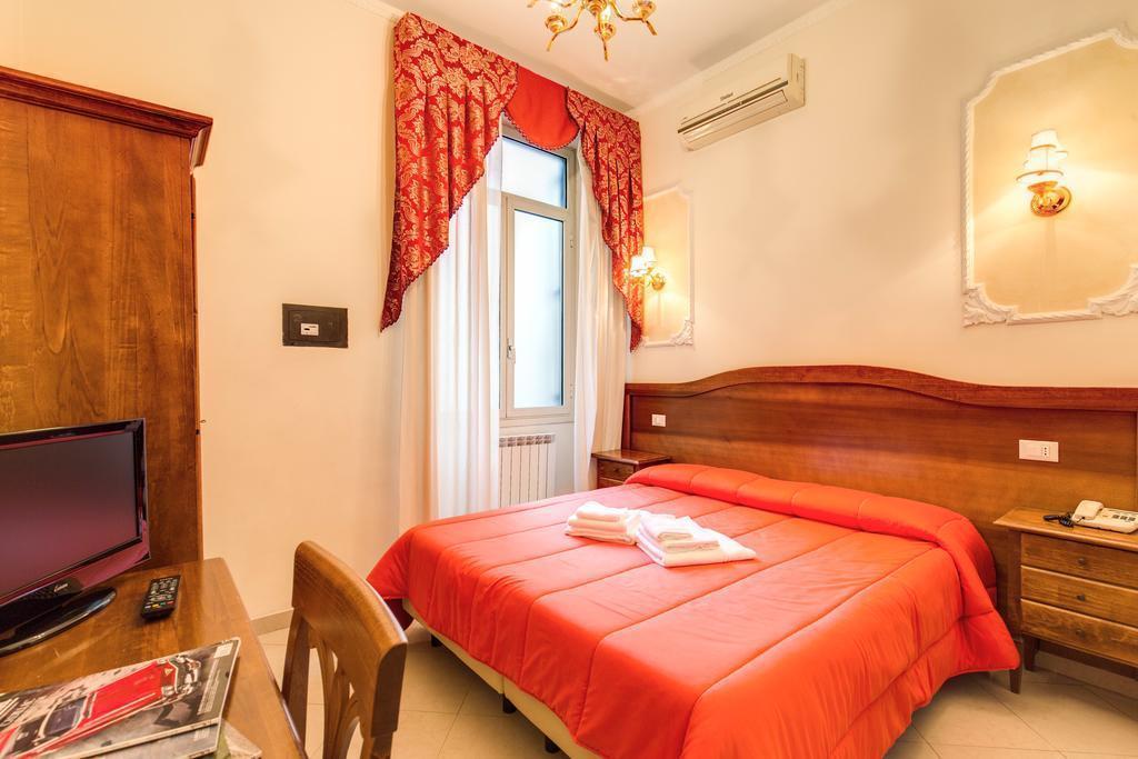 Готель Cambridge 4*