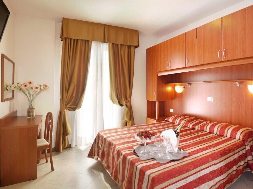 Изображение Storione 3*