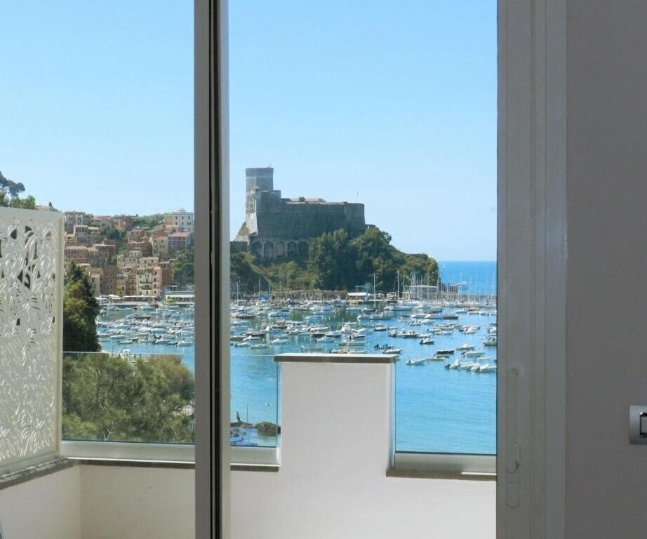 Готель Hotel Byron Lerici 4*