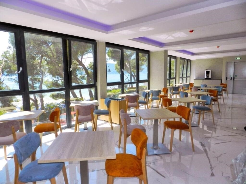 Фотографія Hotel Byron Lerici 4*