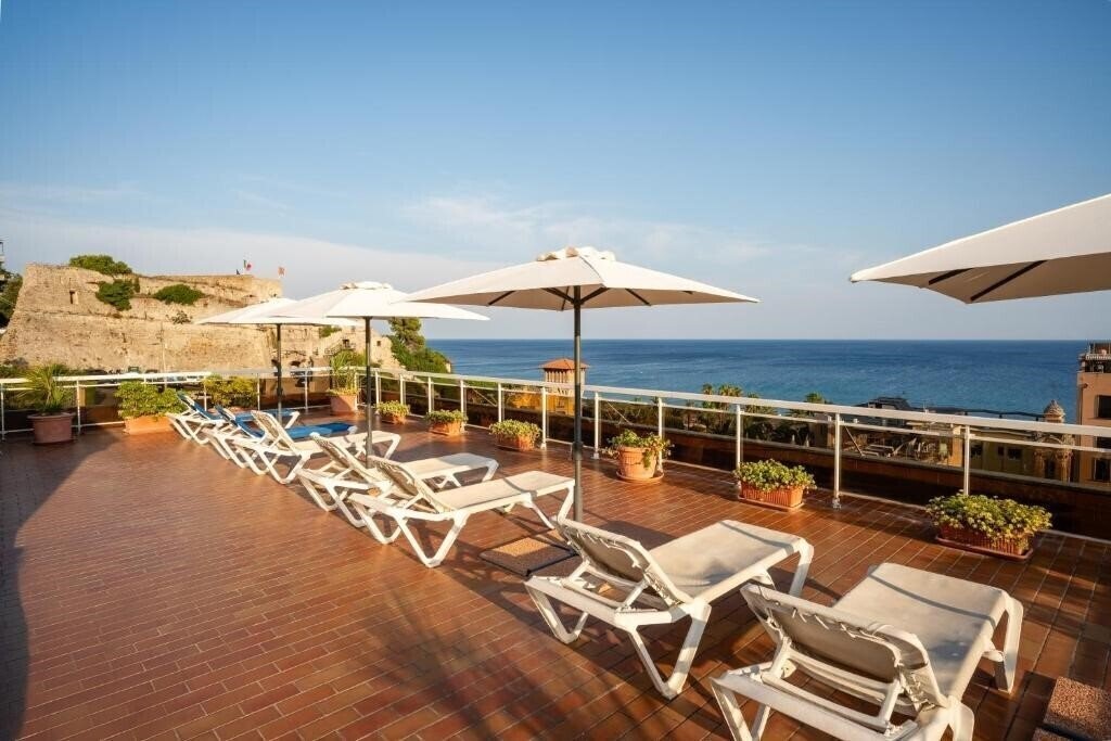 Готель Hotel Careni Villa Italia 3*