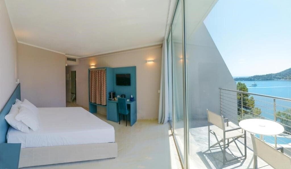 Картинка Hotel Cristallo Park 4*