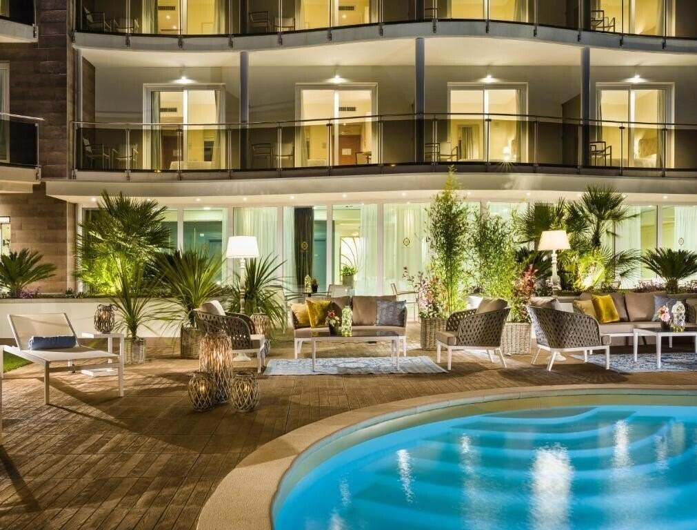 Картинка Grand Hotel Pietra Ligure 4*