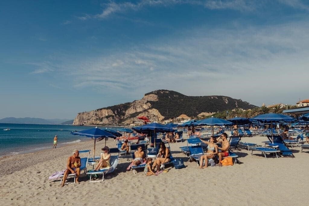 Картинка Hotel Careni Villa Italia 3*