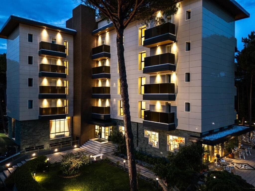 Готель Meridianus 4*