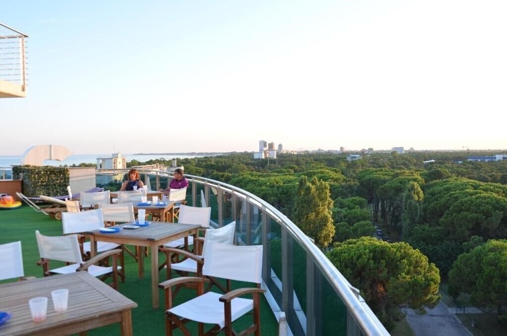 Фотография Hotel Cristallo Lignano Sabbiadoro 3*