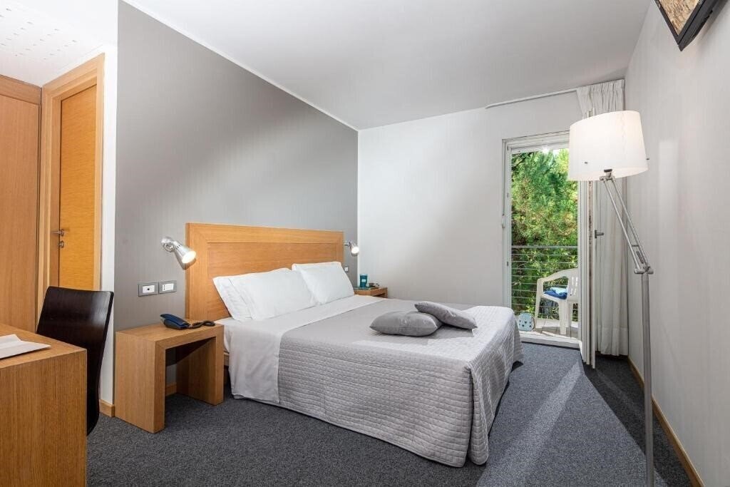 Фото Martini Hotel 3*
