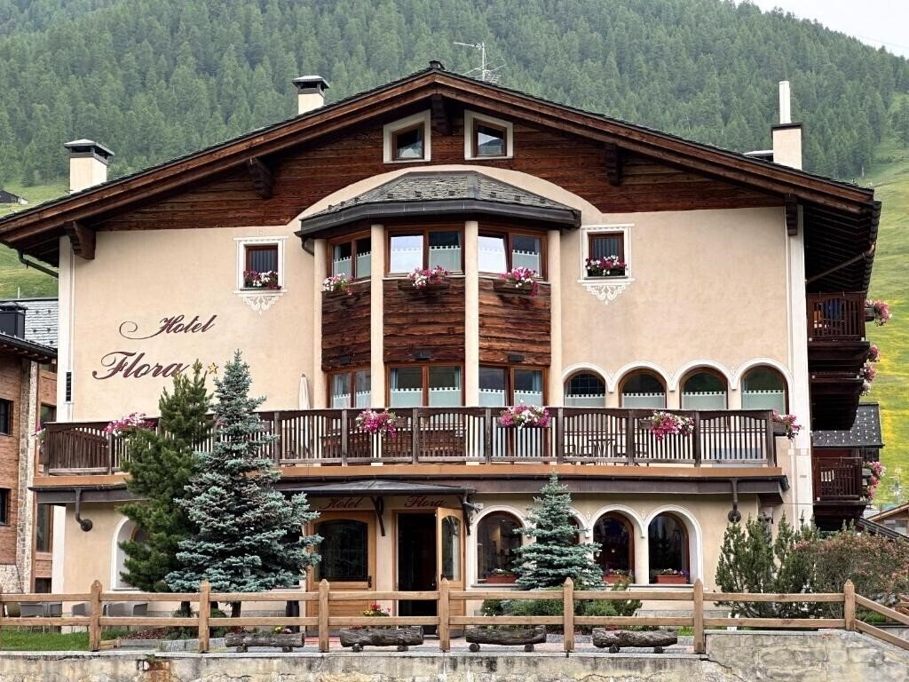 Изображение Hotel Flora 4*