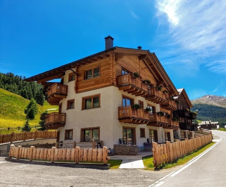Готель Hotel Li Anta Rossa 4*