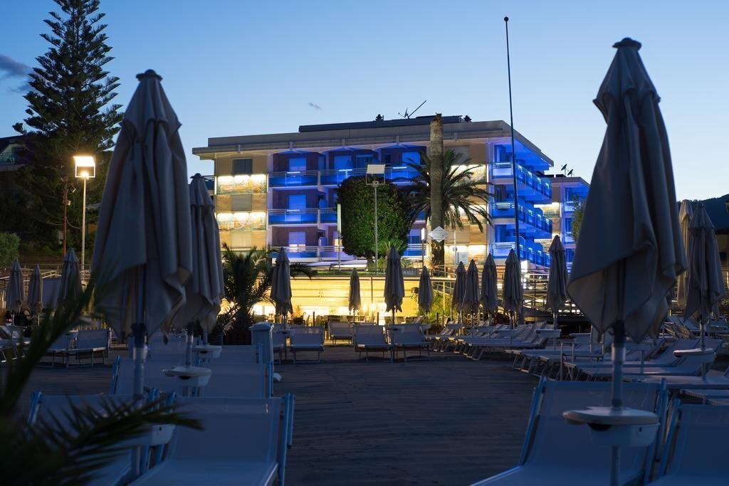 Фотографія Hotel Garden Lido Loano (ex. Grand Hotel Garden Lido) 4*