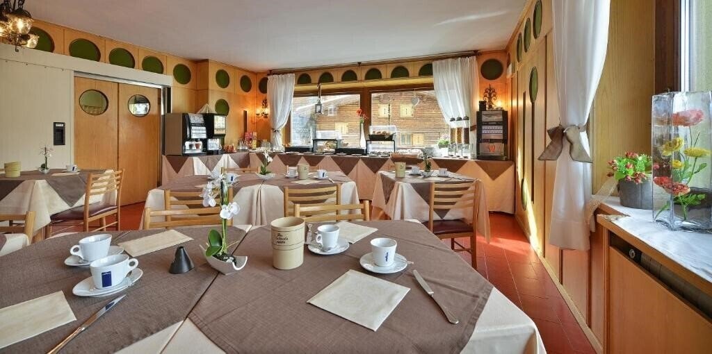 Фото Loredana 3*