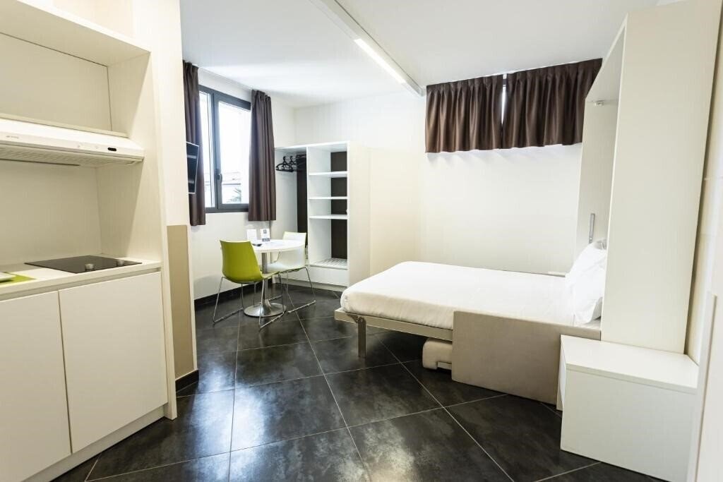 Фото 57 Reshotel 4*
