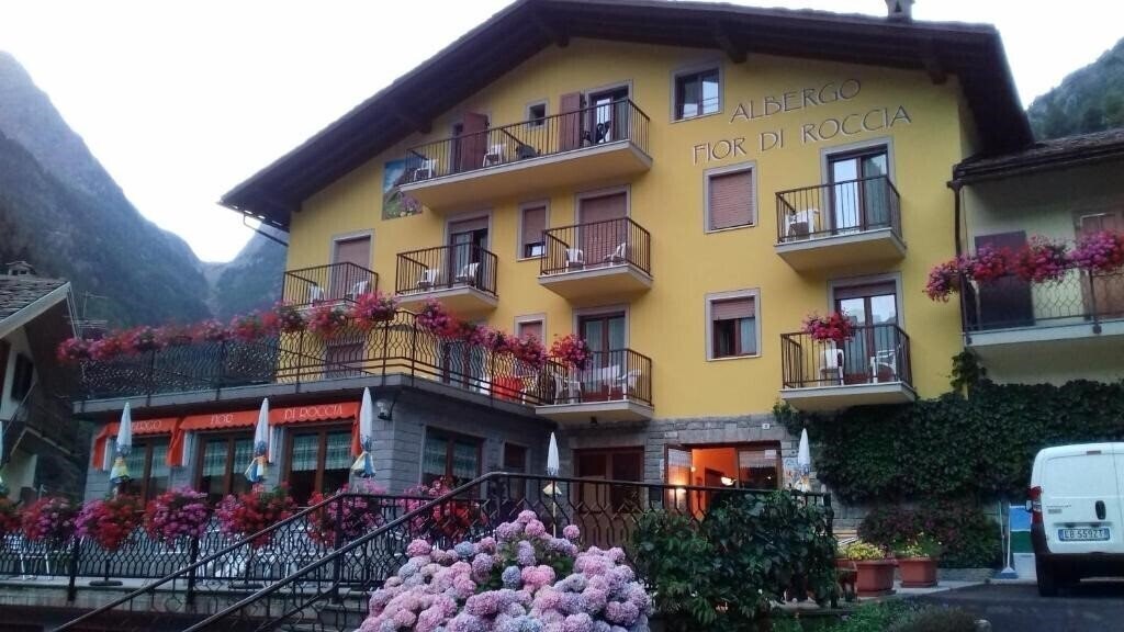 Отель Fior Di Roccia Residence 3*