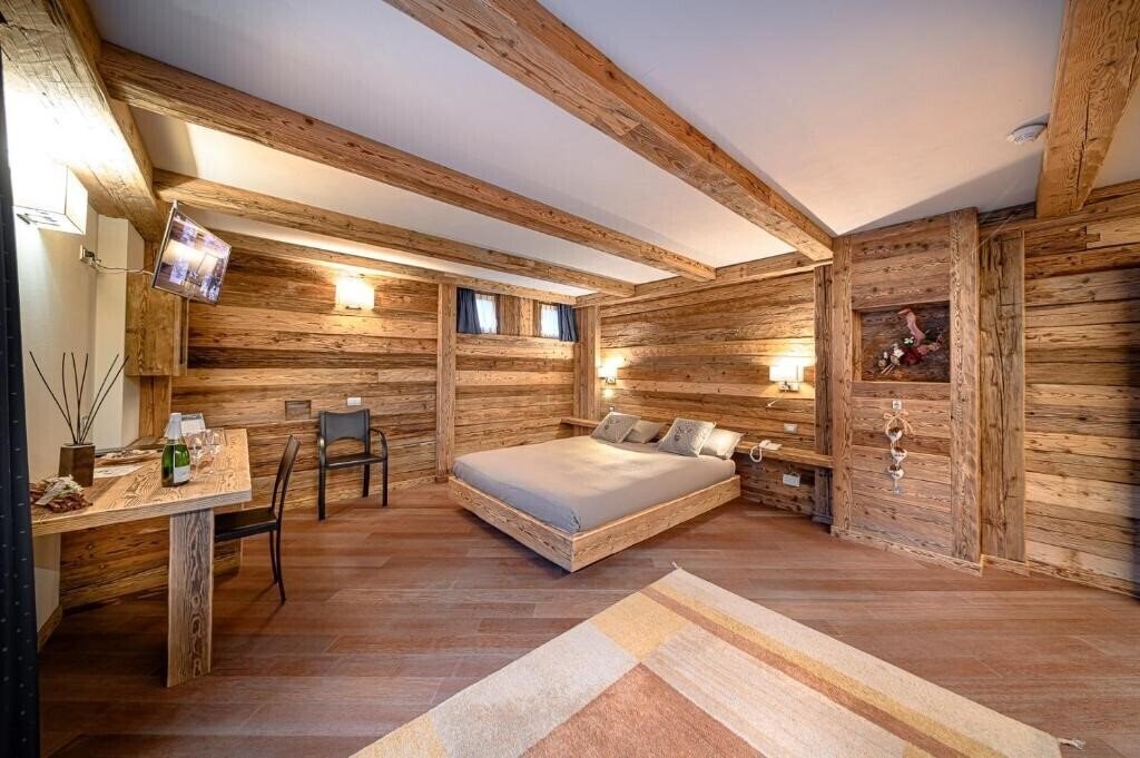 Фото Ambrosini (Aprica) 4*
