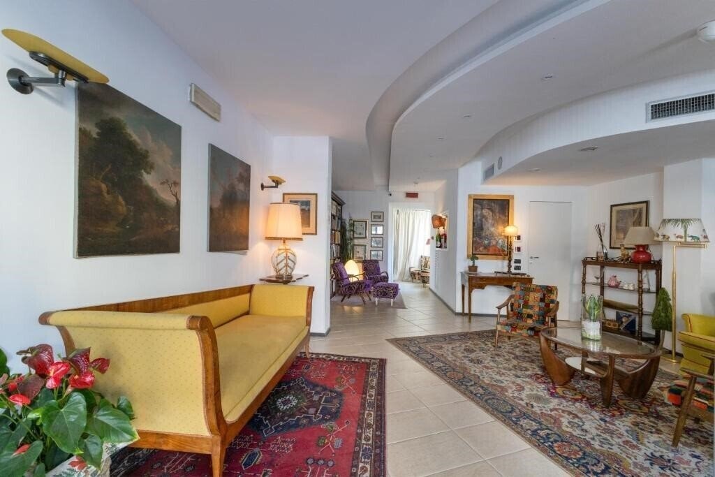 Готель Bernardino Hotel 3*