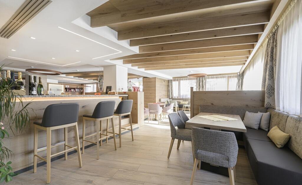 Фото Cristina 4*