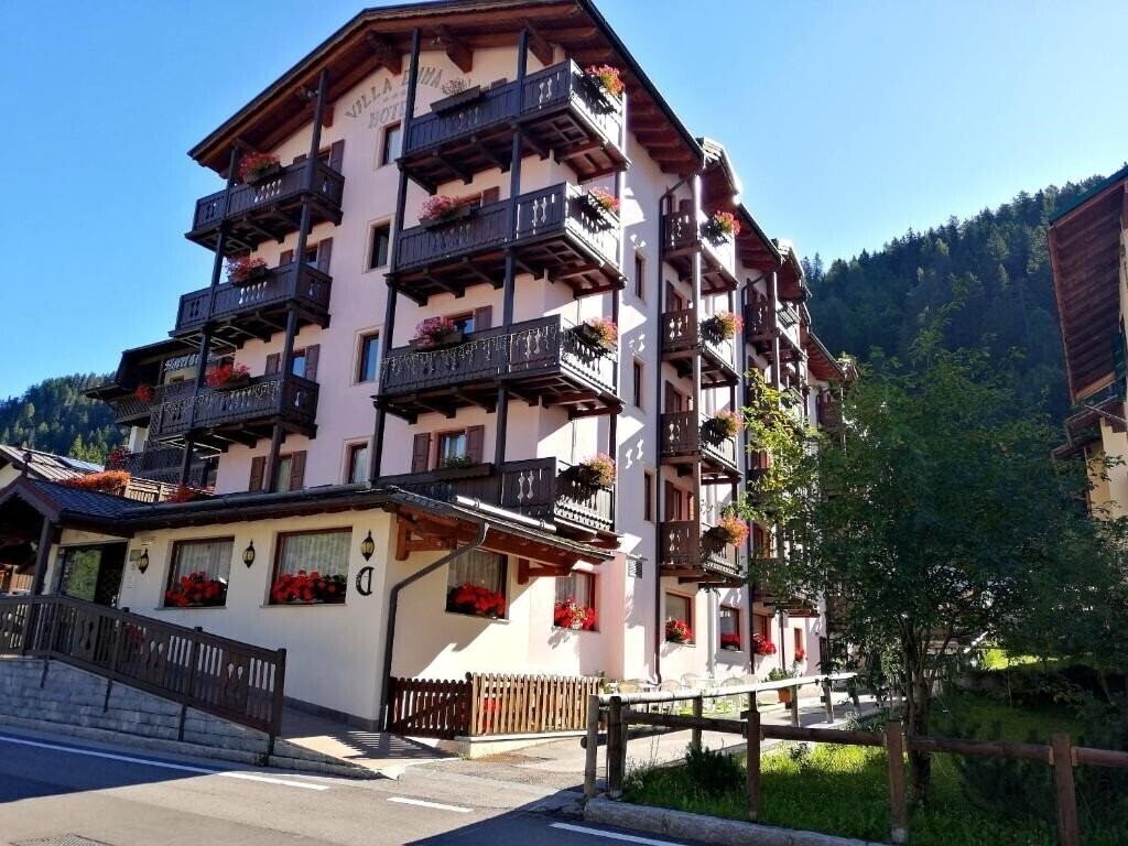 Отель Hotel Villa Emma 3*