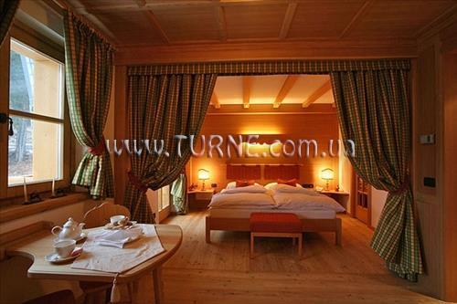 Отель Hotel Chalet del Sogno (ex. Chalet del Sogno Mountain Experience Hotel ) 5*
