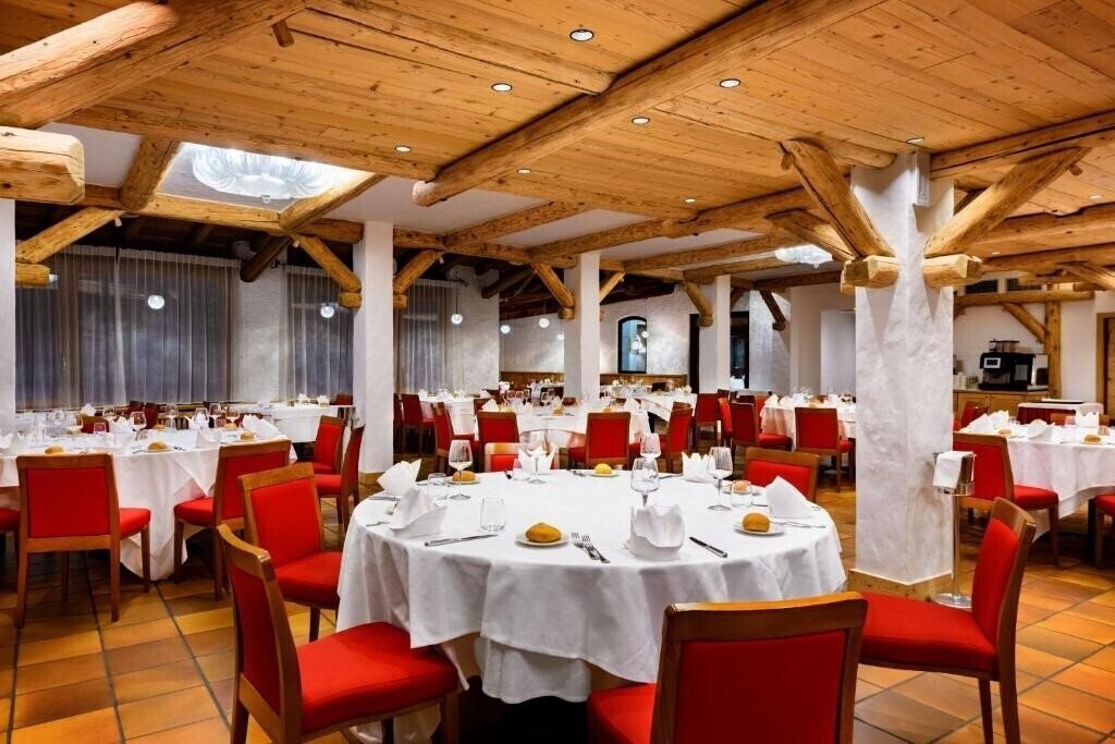 Картинка Carlo Magno Zeledria 4*