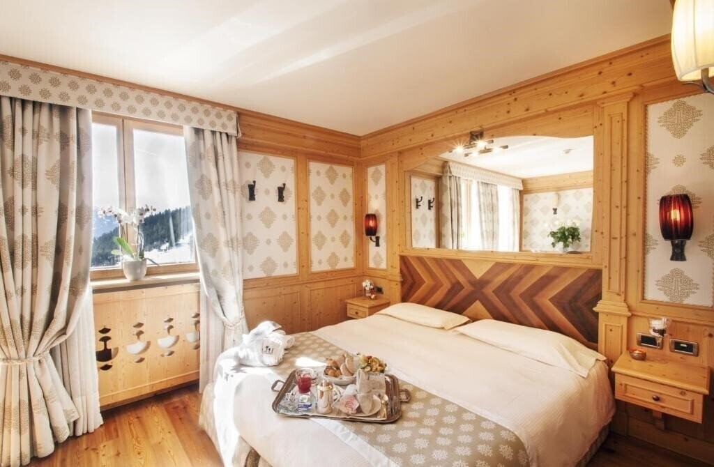 Фото Cristal Palace 4*