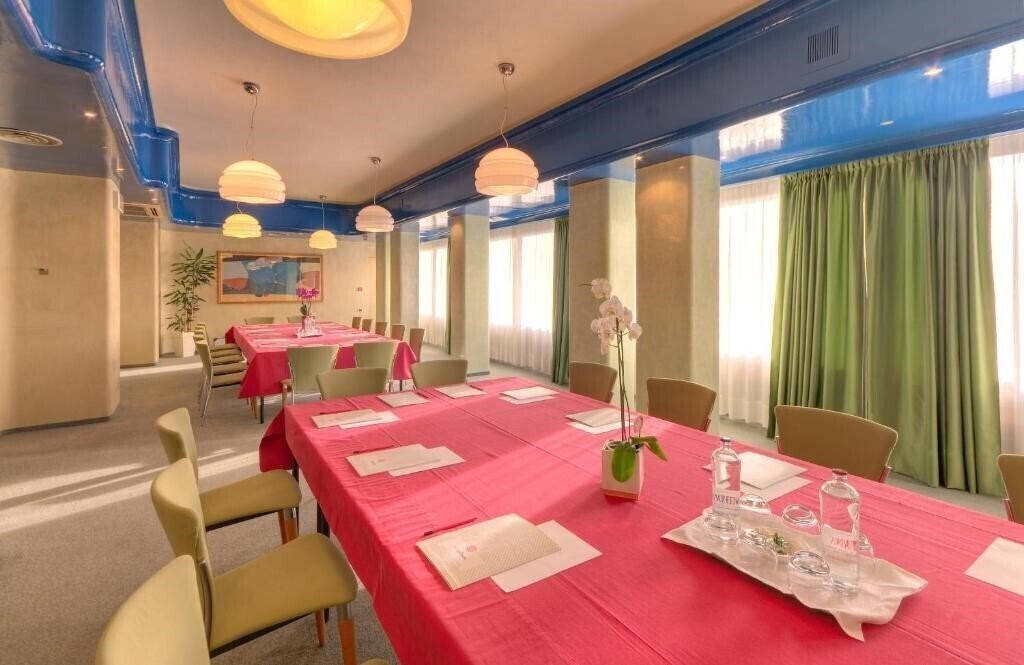 Фото Senbhotel Senigallia 4*