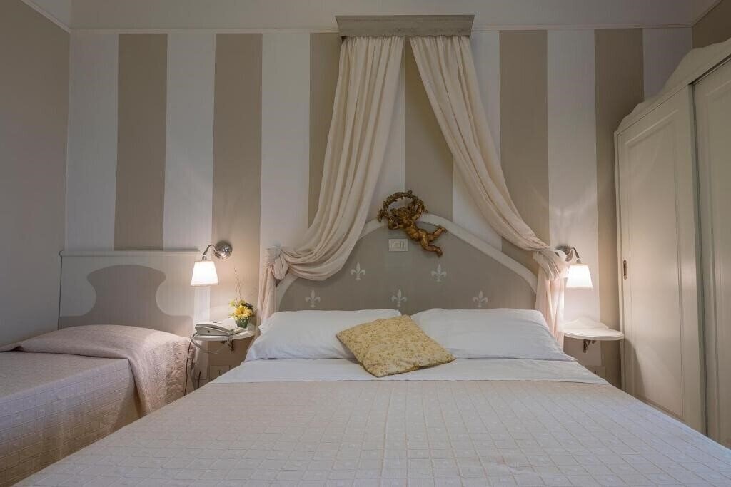 Фото Mocambo Hotel (San Benedetto Del Tronto) 3*
