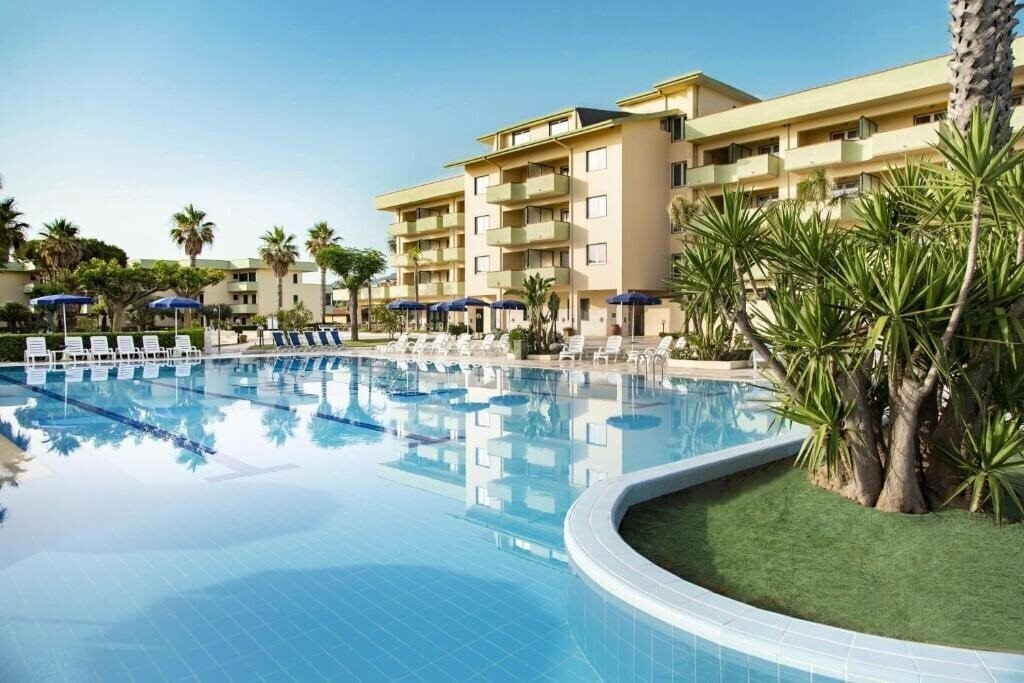 Картинка Paradise Hotel Village (Porto Recanati) 2*