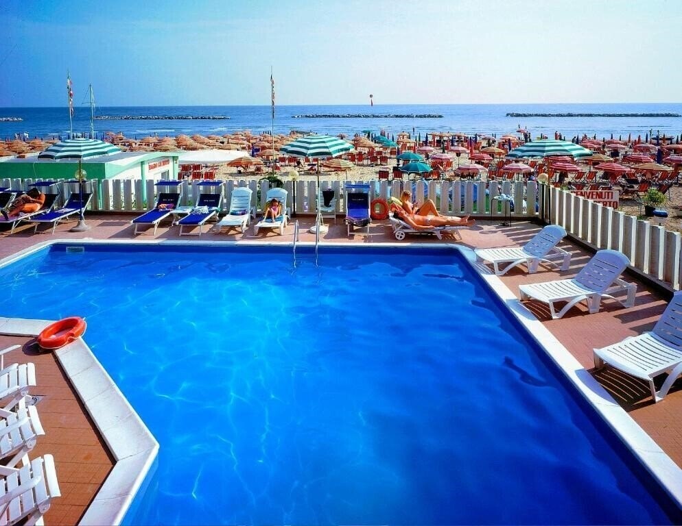 Фотография Astoria Hotel (Pesaro) 3*