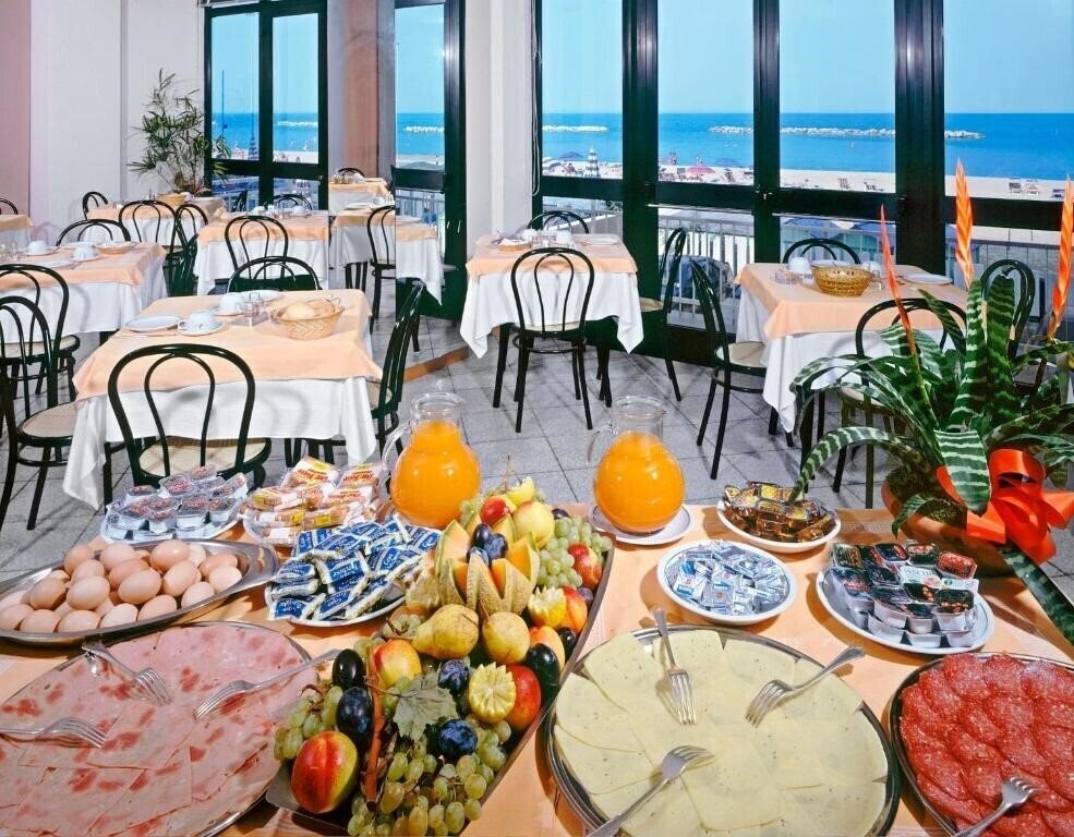 Изображение Astoria Hotel (Pesaro) 3*