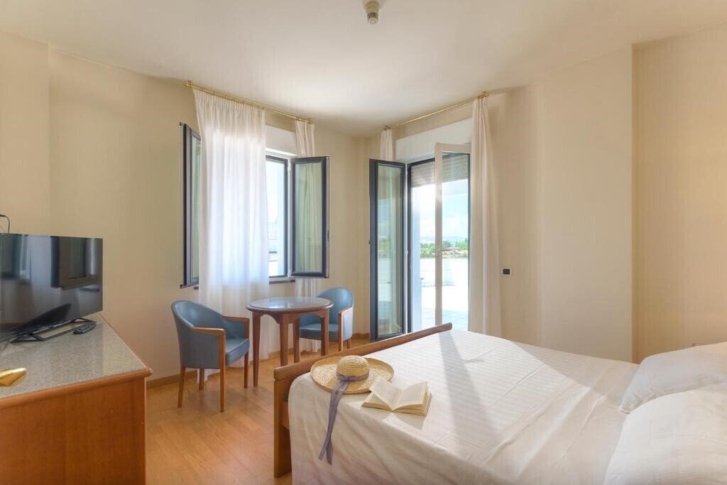 Картинка Il Timone Hotel (Porto San Giorgio) 4*