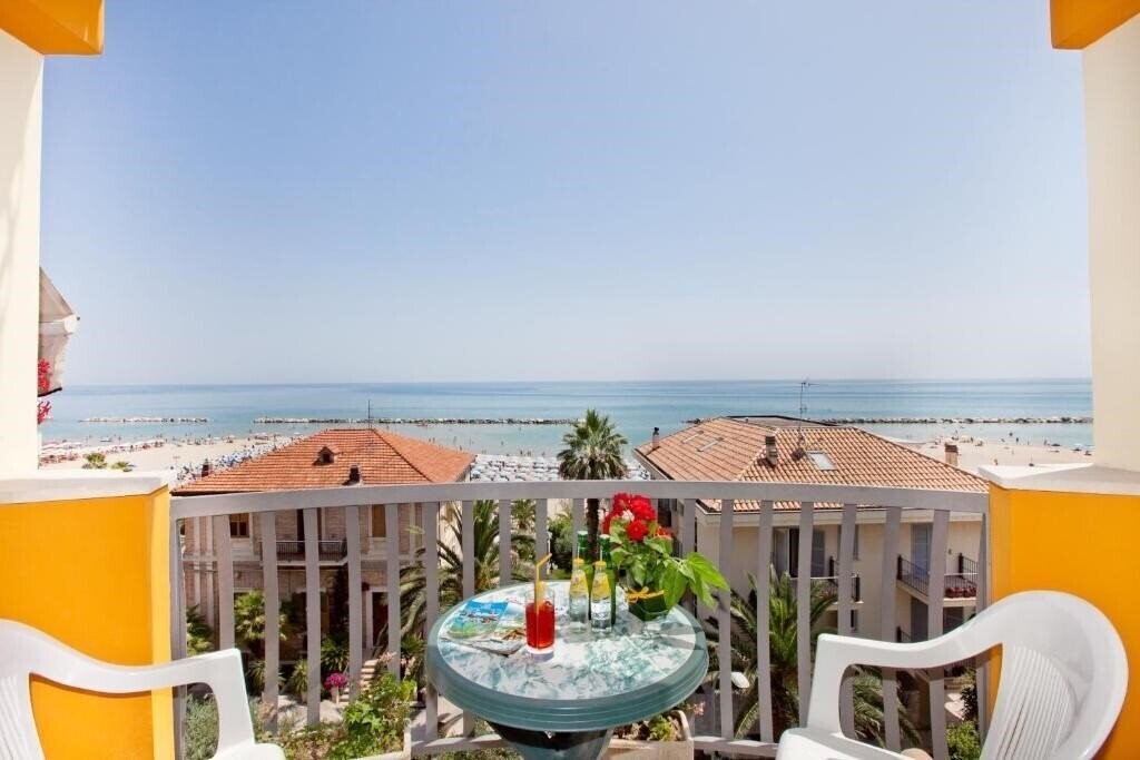 Изображение Canguro Hotel (San Benedetto Del Tronto) 3*