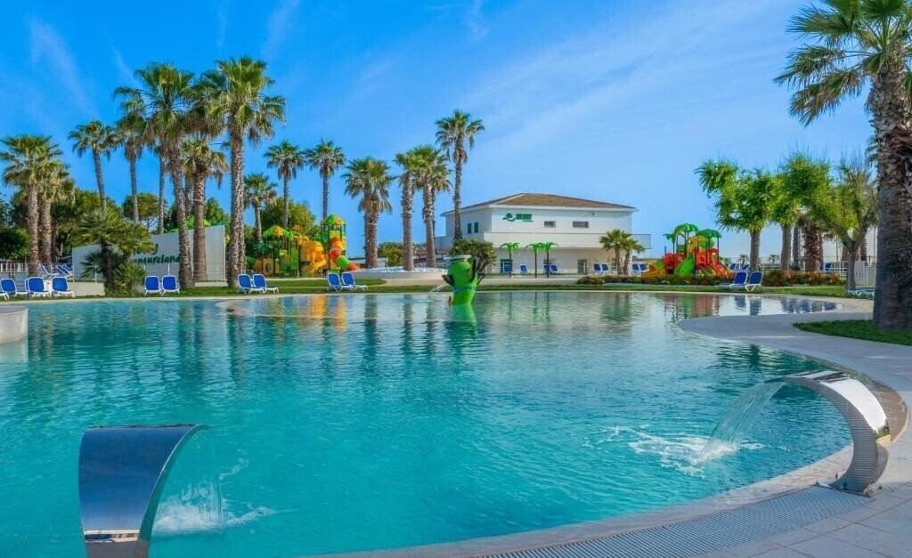 Изображение Holiday Family Village (Porto Sant Elpidio) 4*