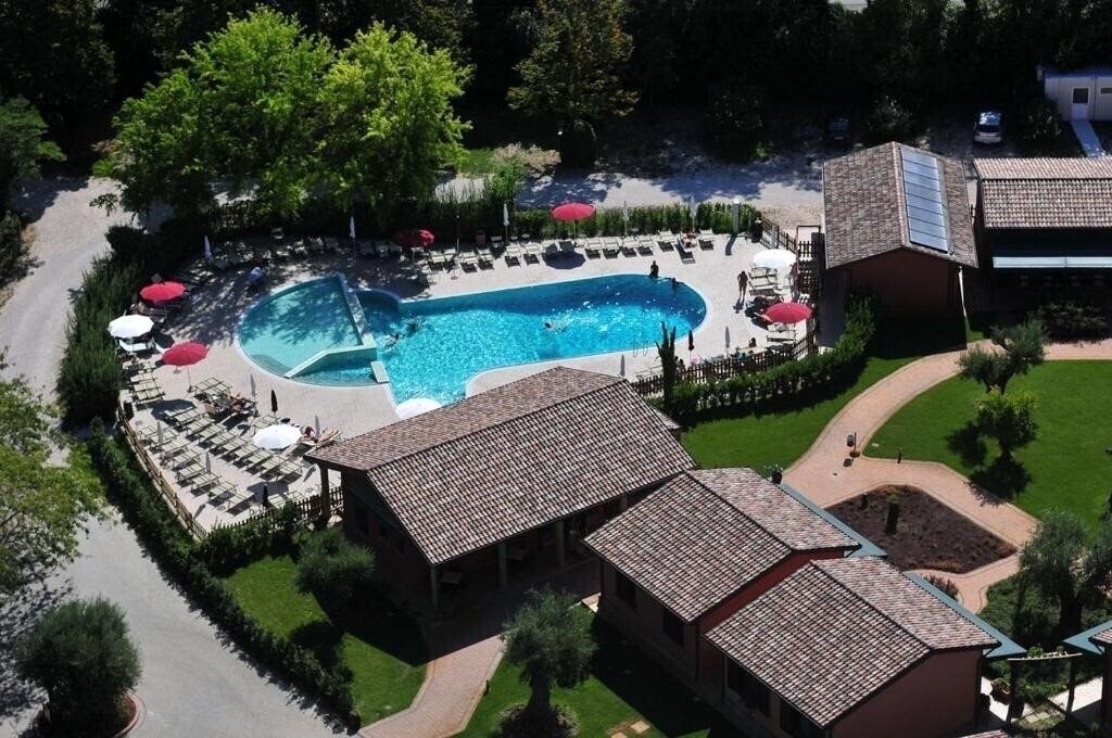 Отель Due Ponti Village 3*
