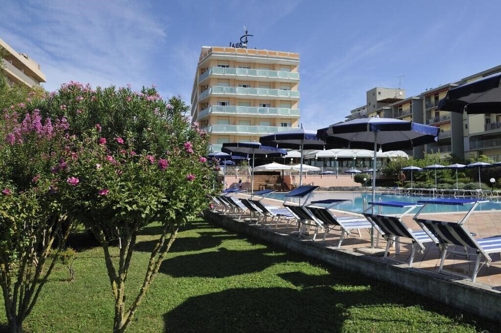 Картинка Royal (Bibione) 4*