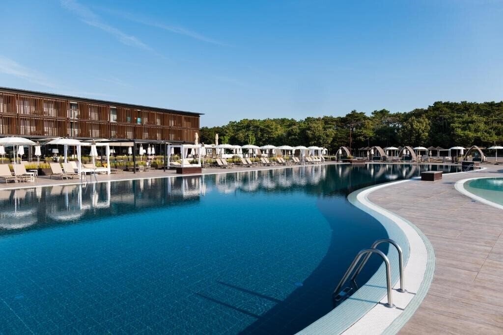 Отель Lino Delle Fate Eco Village Resort 4*