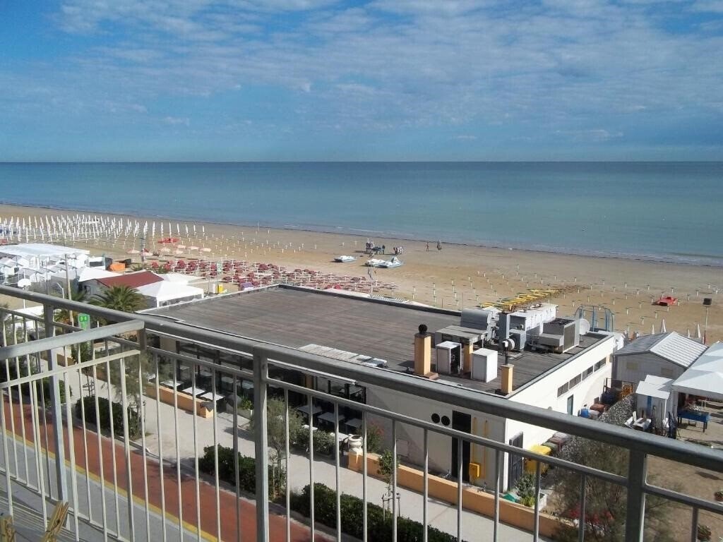 Фото Italia Hotel Senigallia 3*