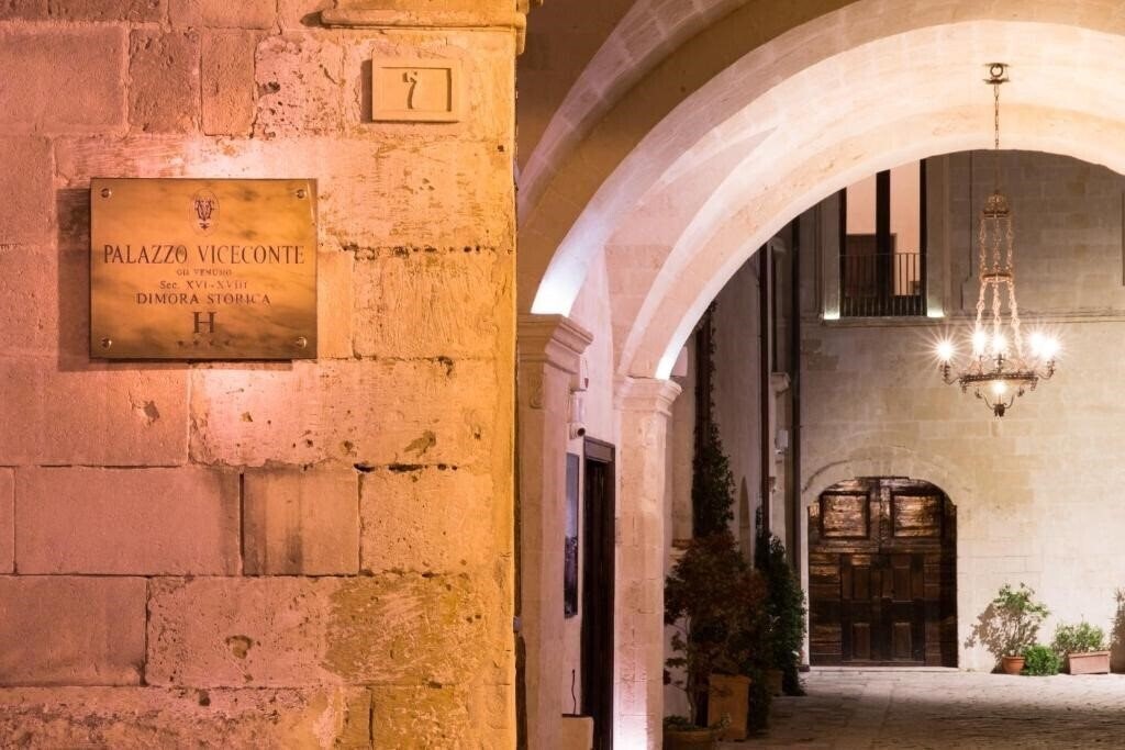Отель Palazzo Viceconte 4*